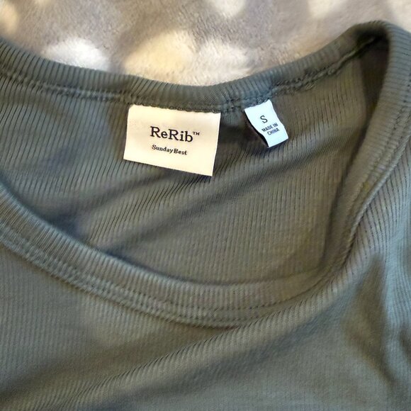 NWT Aritzia Long Sleeve - Picture 4 of 4